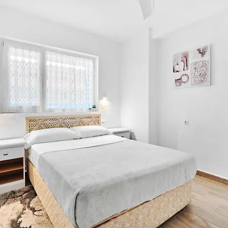 Апартаменты Cabo Cervera, Torrevieja, La Mata Торевьиа